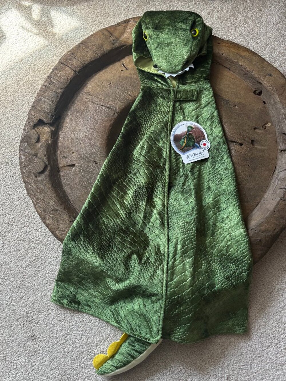 Great Pretenders NWT T-rex hooded dinosaur cape costume children's size 4–5